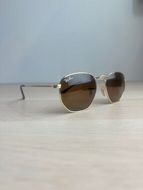 Ray-Ban RB3548N Hexagonal Flat Arista Gold/Brown Lenses